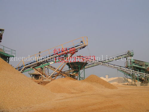 高效装卸新选择 输送袋装大米的金属皮带输送机