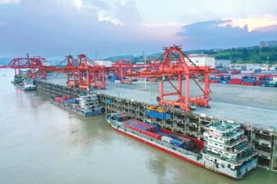 软硬兼施 四川水运的现代化装卸转型